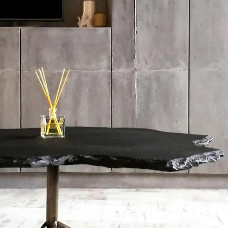 Apartament Confortables Renoves Par Des Designers *
